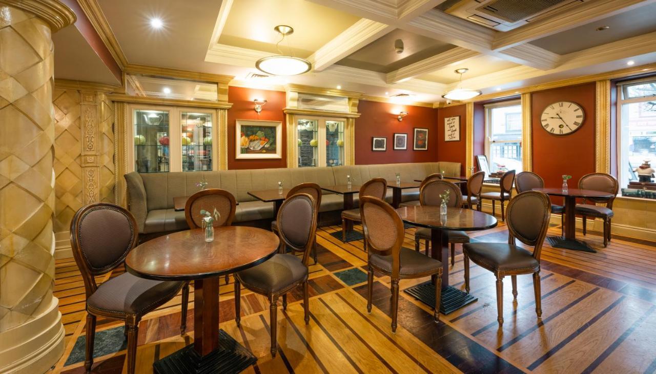 Castle Hotel Macroom Extérieur photo
