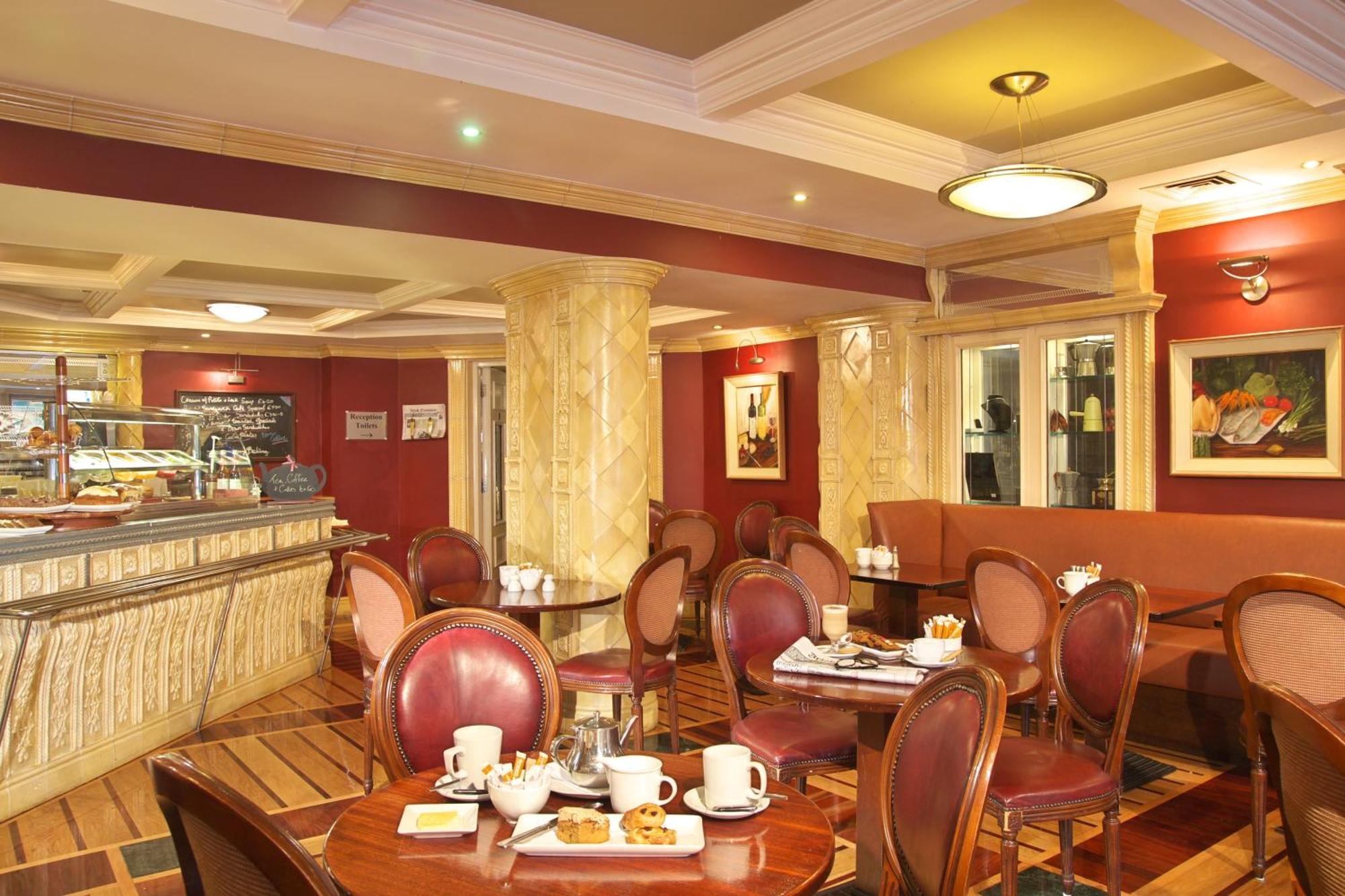 Castle Hotel Macroom Extérieur photo