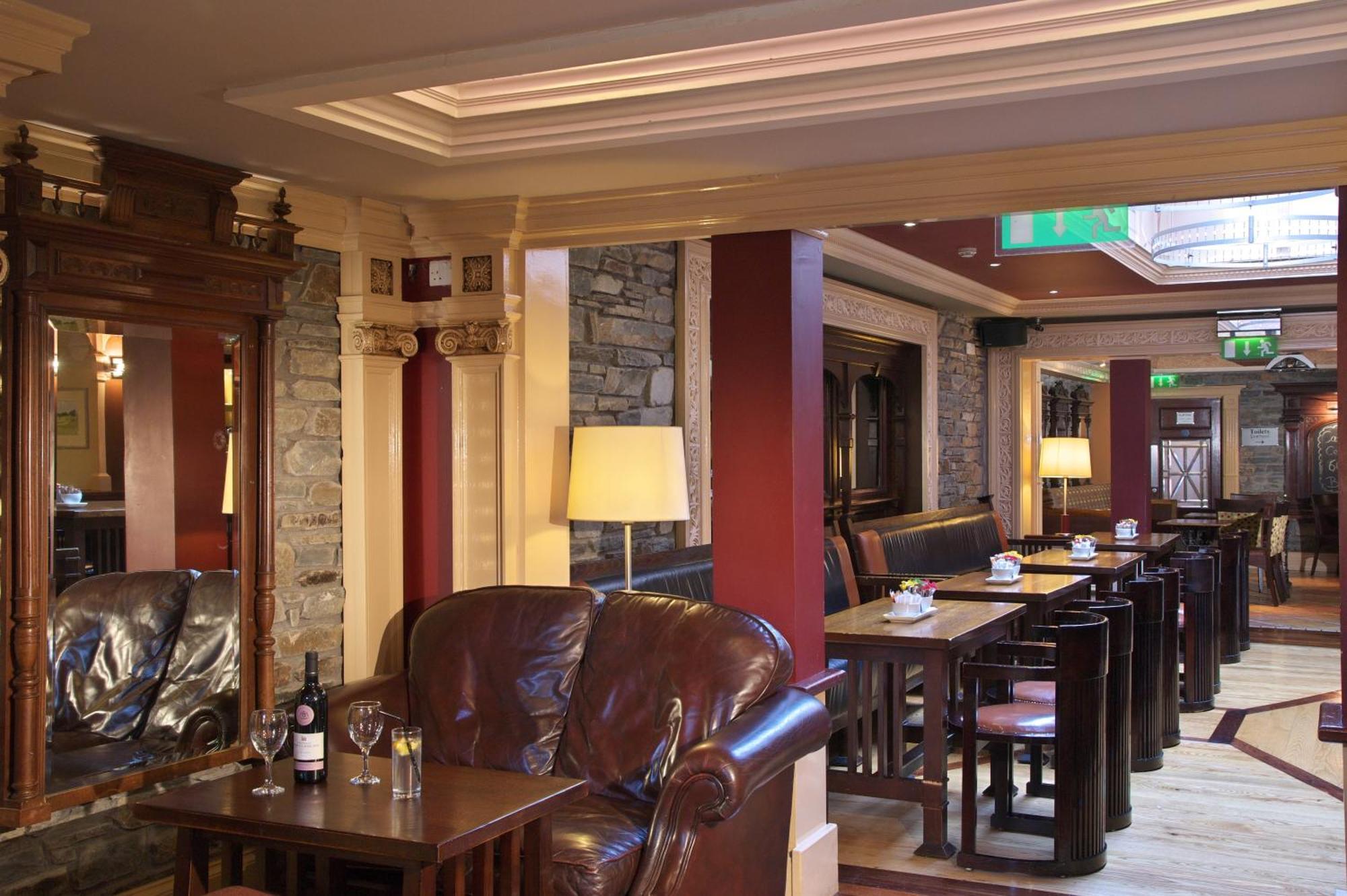 Castle Hotel Macroom Extérieur photo