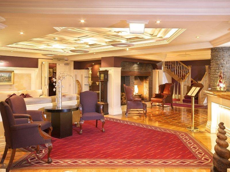 Castle Hotel Macroom Extérieur photo
