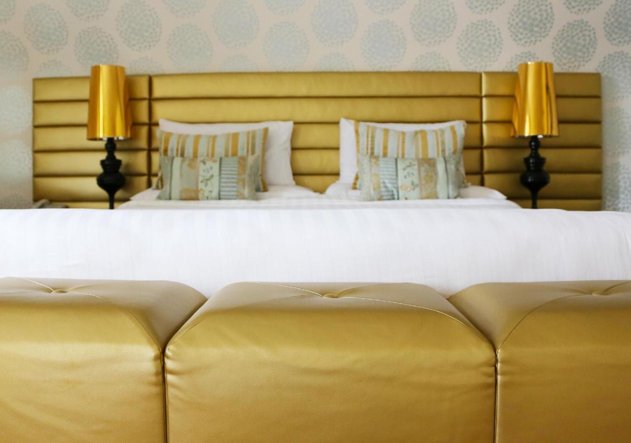 Castle Hotel Macroom Extérieur photo